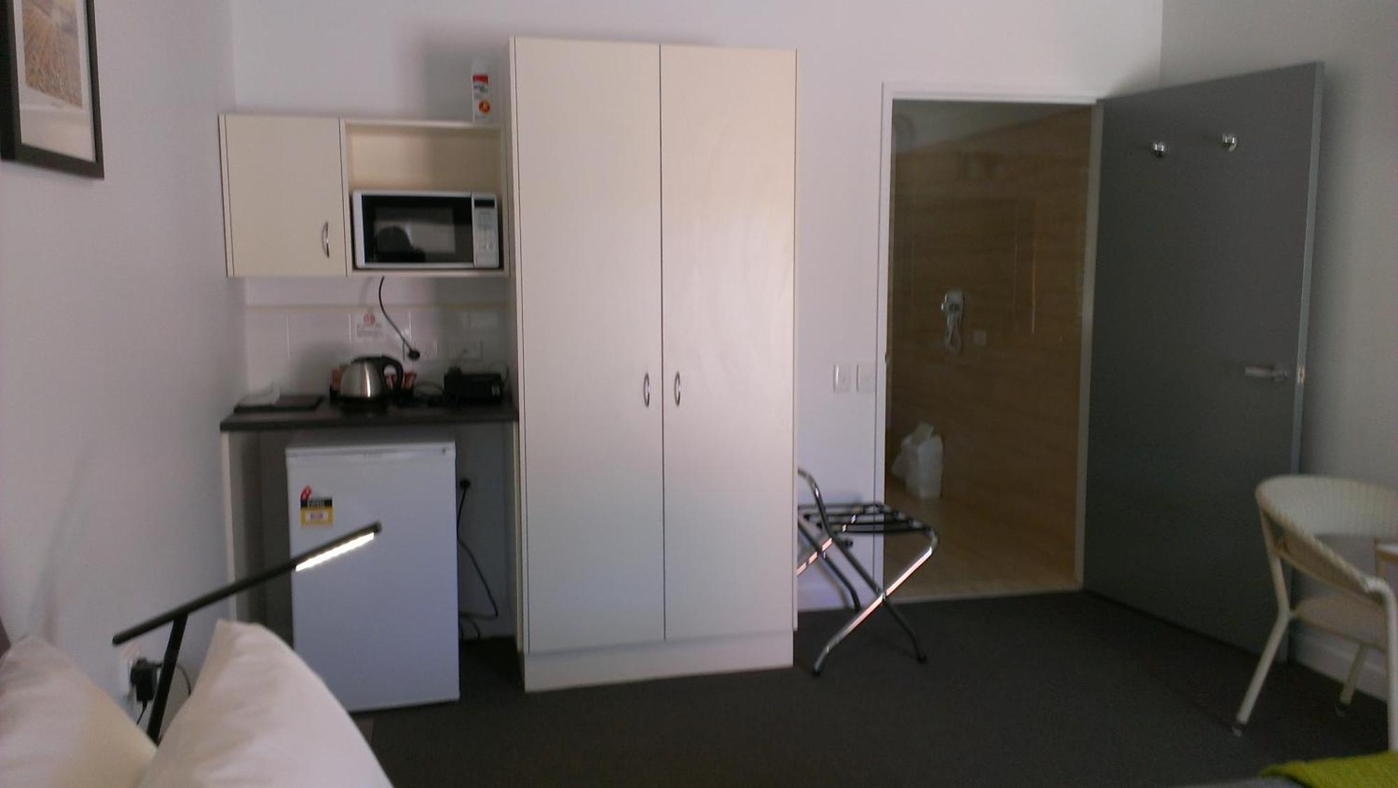 Gunnedah Lodge Motel Room photo